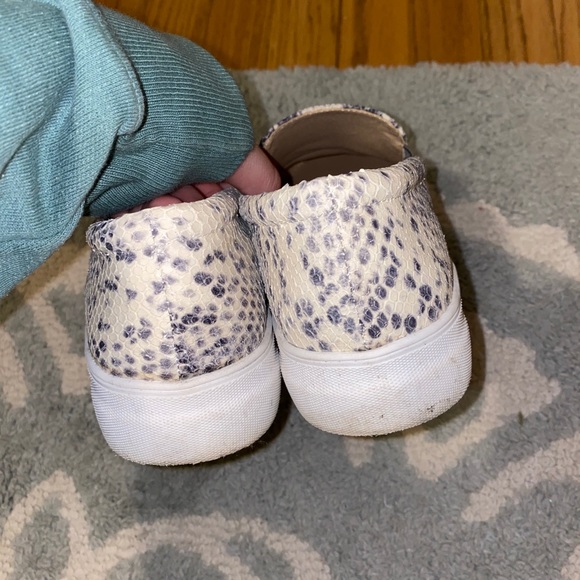Snake Skin pattern..Slip On shoes! - Picture 4 of 5